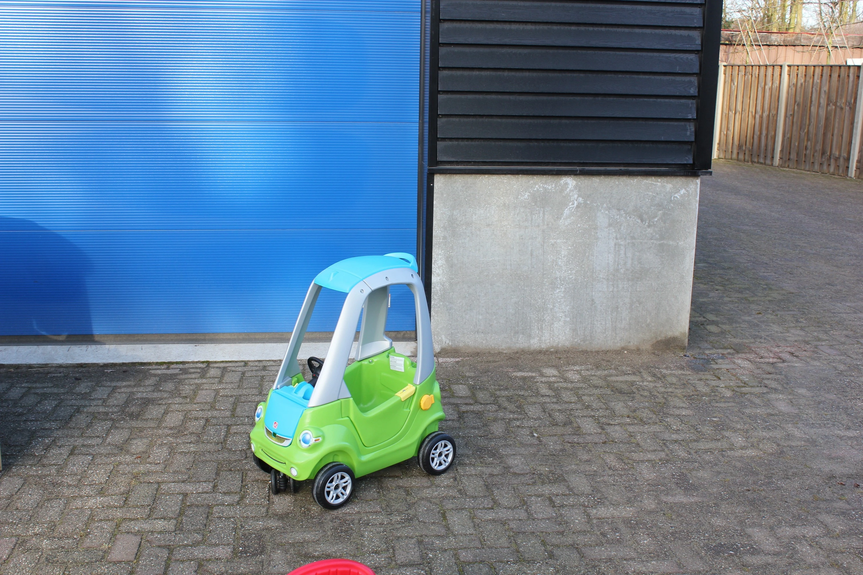 speelauto groen_1705064448.jpeg