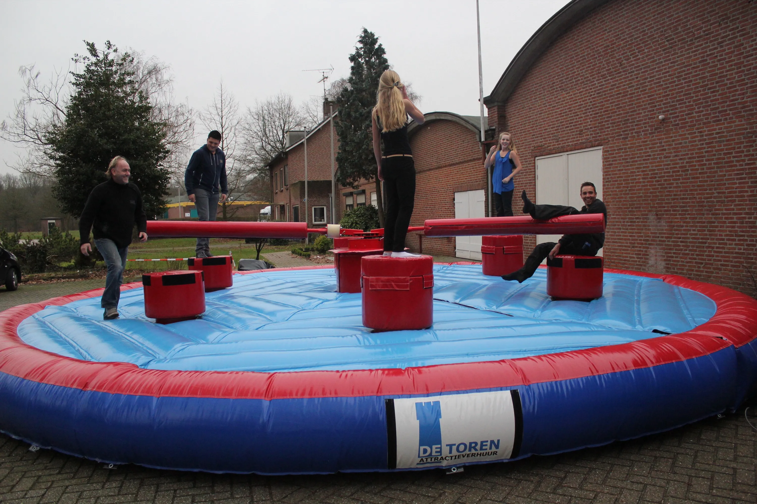 Zeskamp Sweeper Aanbieding