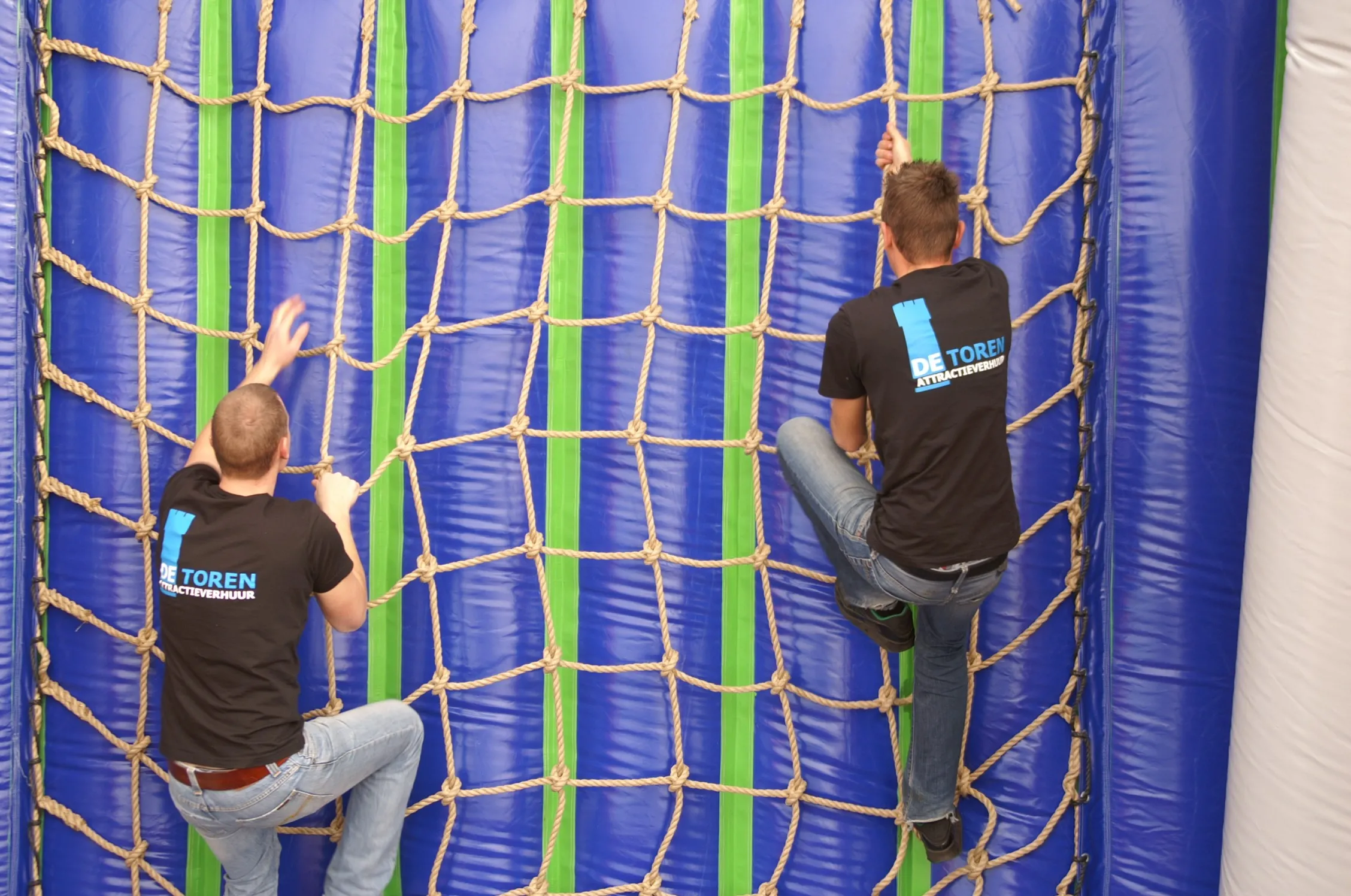 Skyswing met Drakensurvival